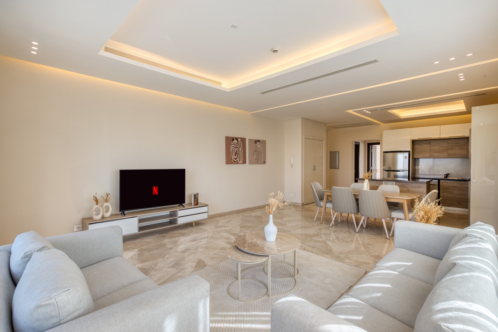 2-Bedroom Ground apartment with Golf, Pool View & Private Access to pool
