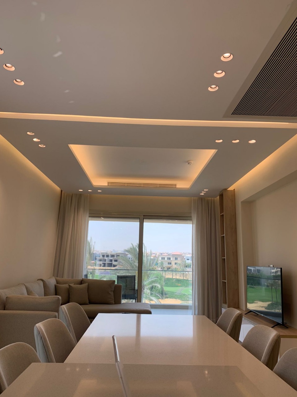 3-Bedroom typical floor apartment with golf and pool view