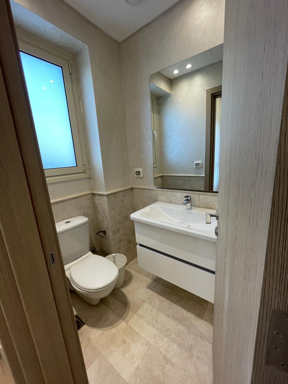 1-Bedroom Ground Apartment with Street View