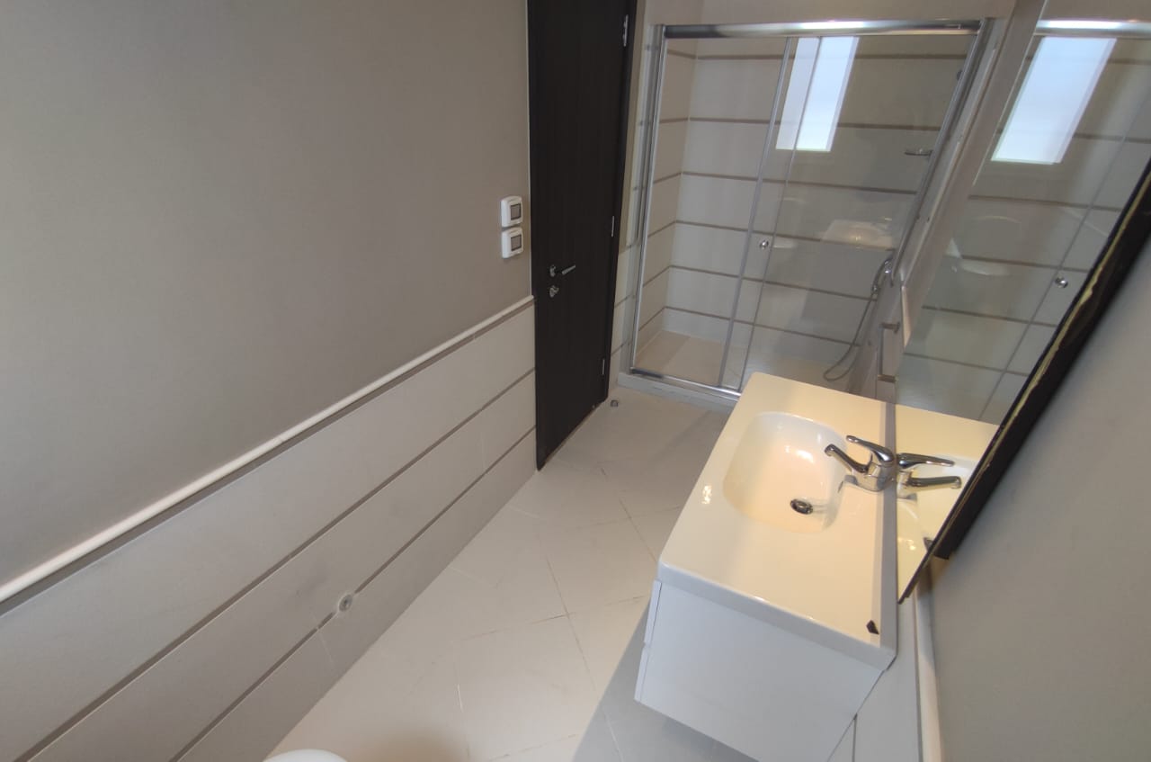 1-Bedroom Ground Apartment with Street View