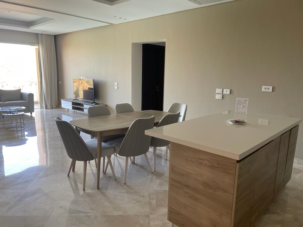 2-Bedroom Ground apartment with Golf, Pool View & Private Access to pool