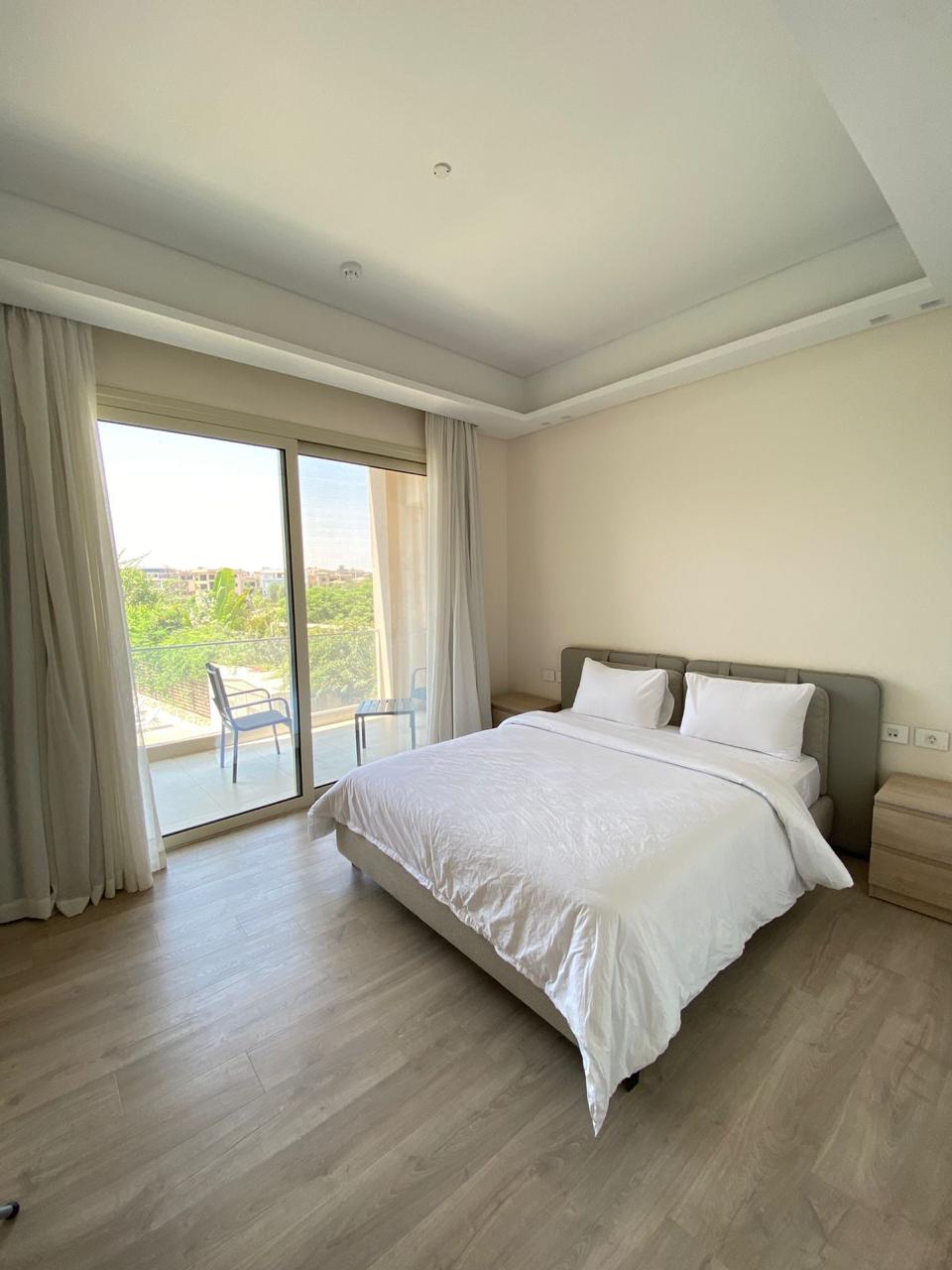 2-Bedroom typical floor Apartment with Golf & Pool Views