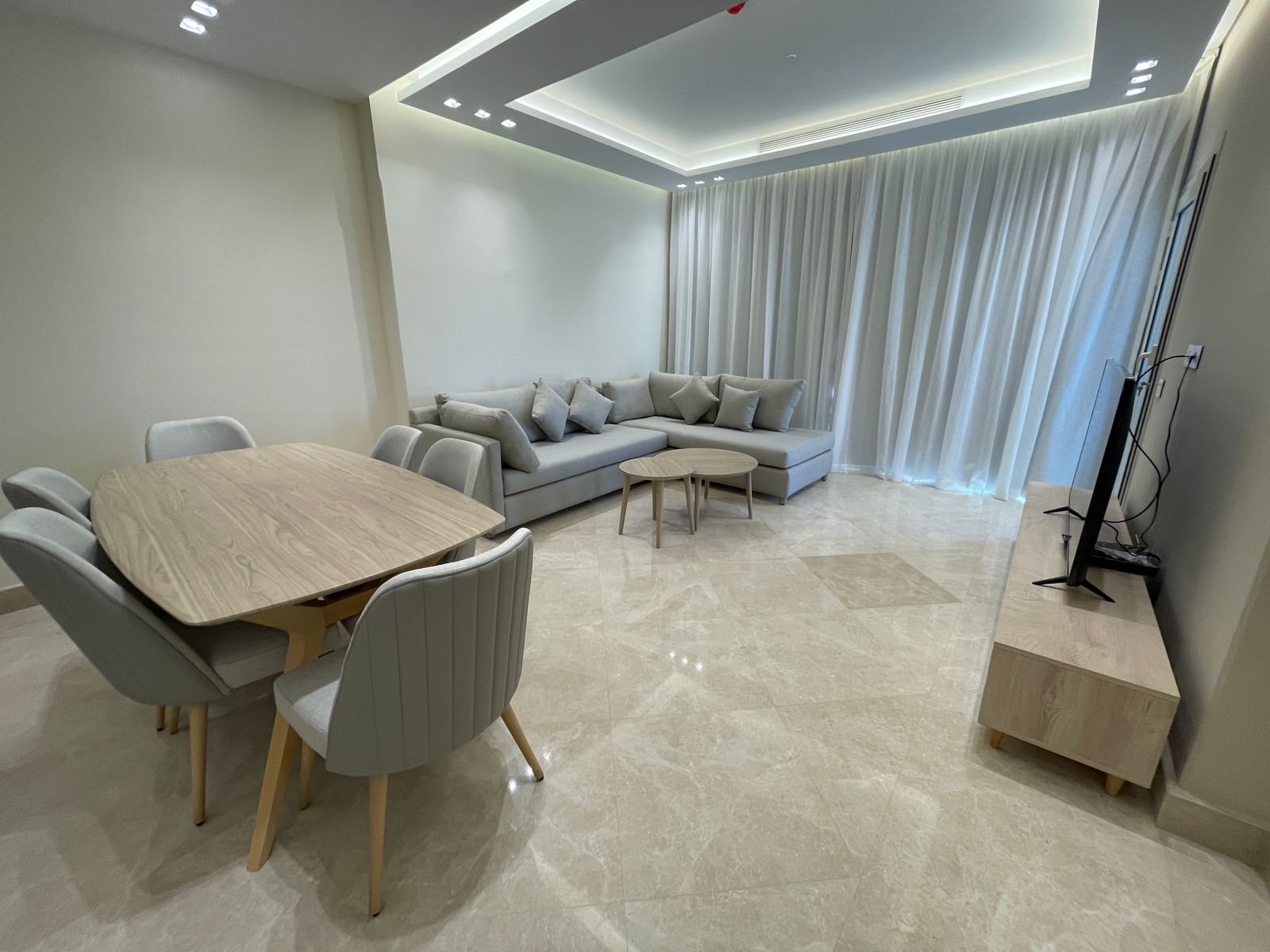 2-Bedroom typical floor Apartment with Golf & Pool Views