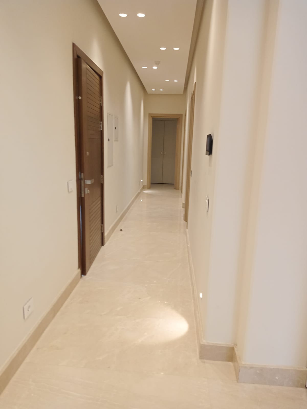 4-Bedroom typical floor Apartment with Golf & Pool Views