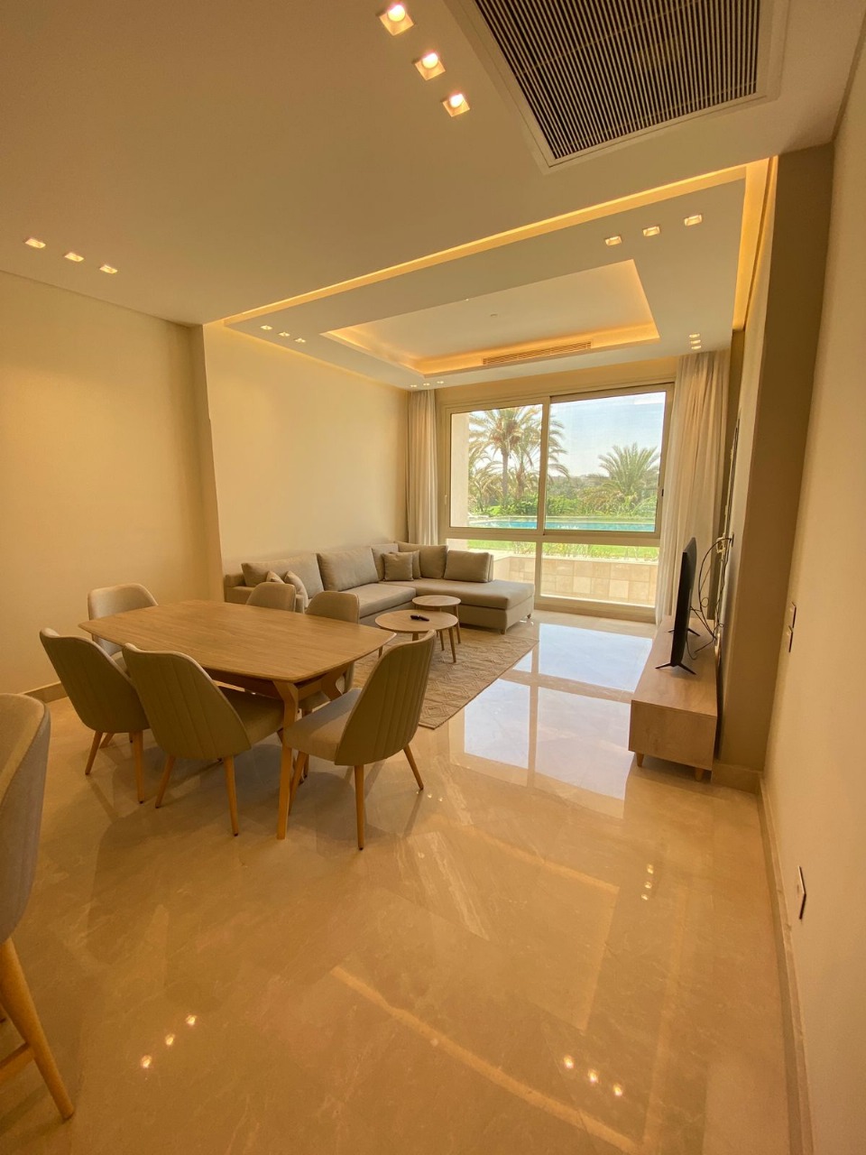 2-Bedroom Ground Apartment with Golf, Pool View & Private Access to pool