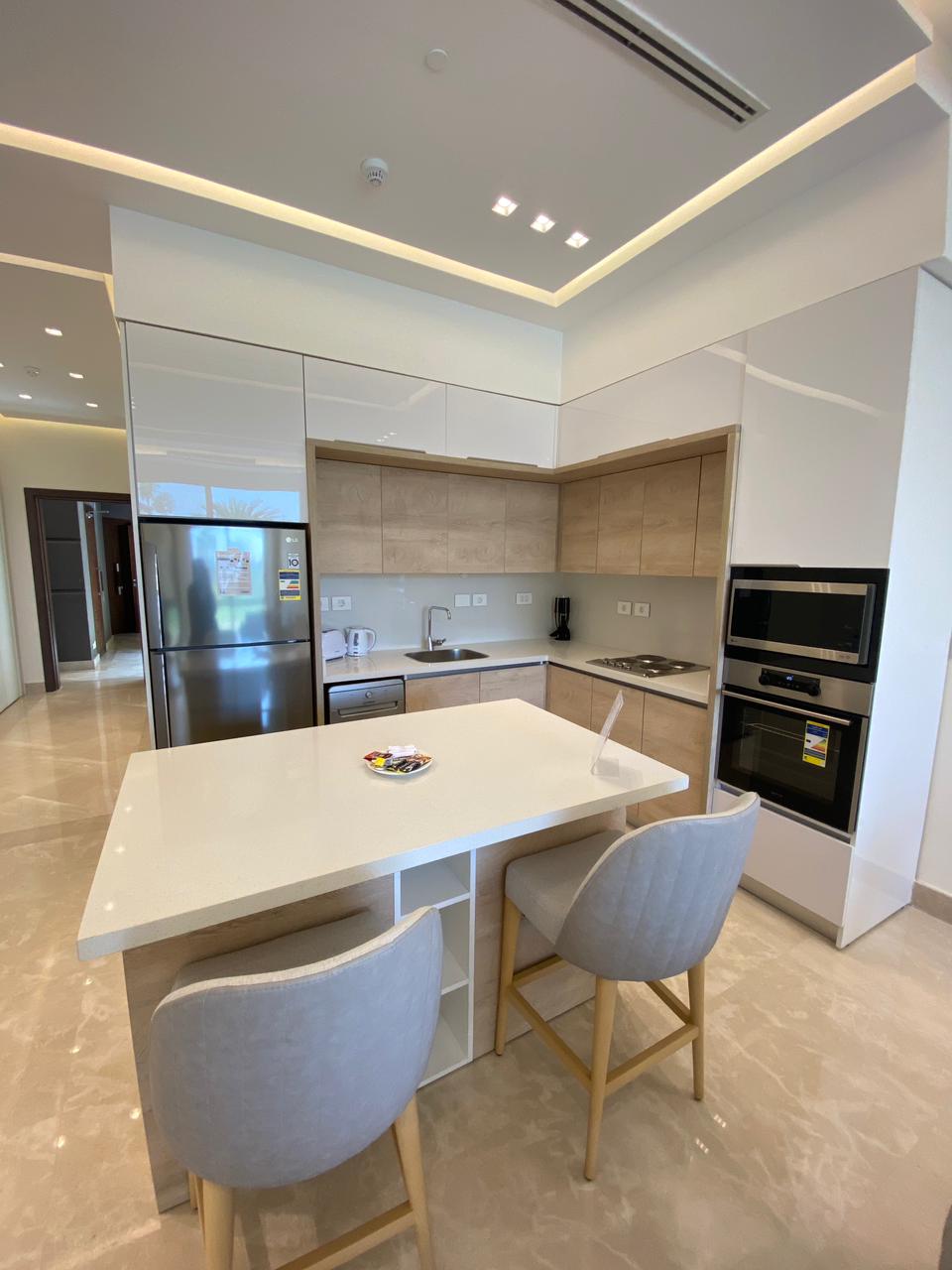 2-Bedroom Ground Apartment with Golf, Pool View & Private Access to pool